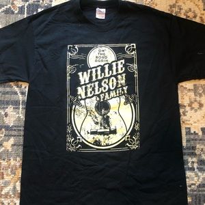 Willie Nelson & Family concert vintage Large